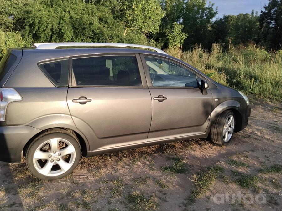 Toyota Corolla Verso 1 generation [restyling] -2 generation