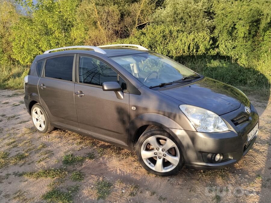 Toyota Corolla Verso 1 generation [restyling] -2 generation