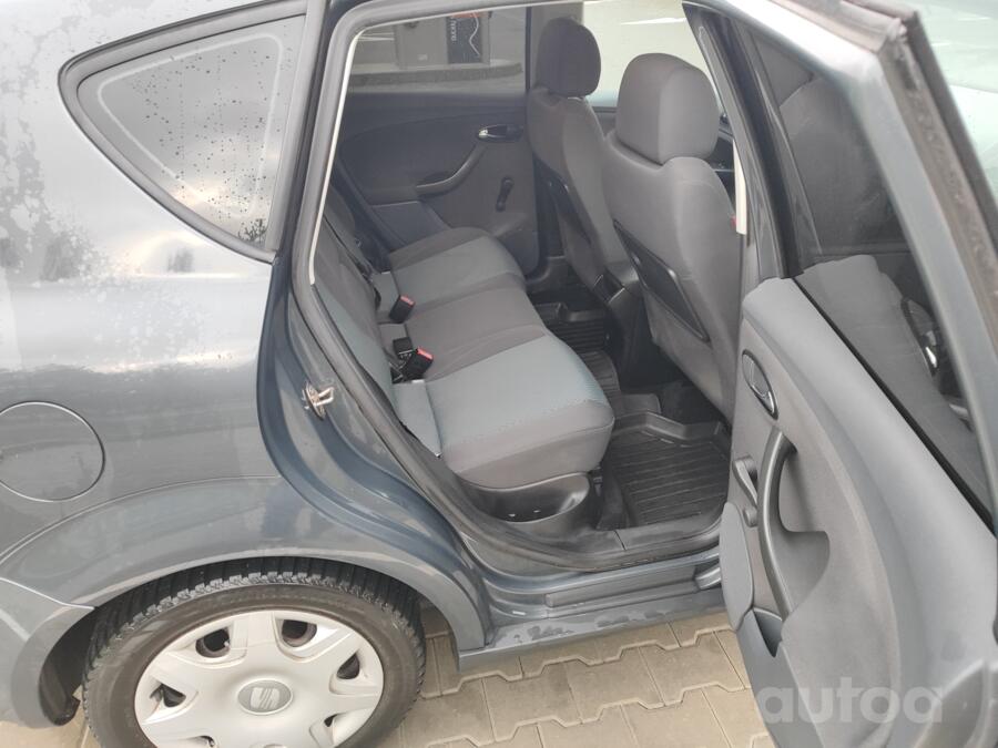 SEAT Toledo 3 generation Hatchback