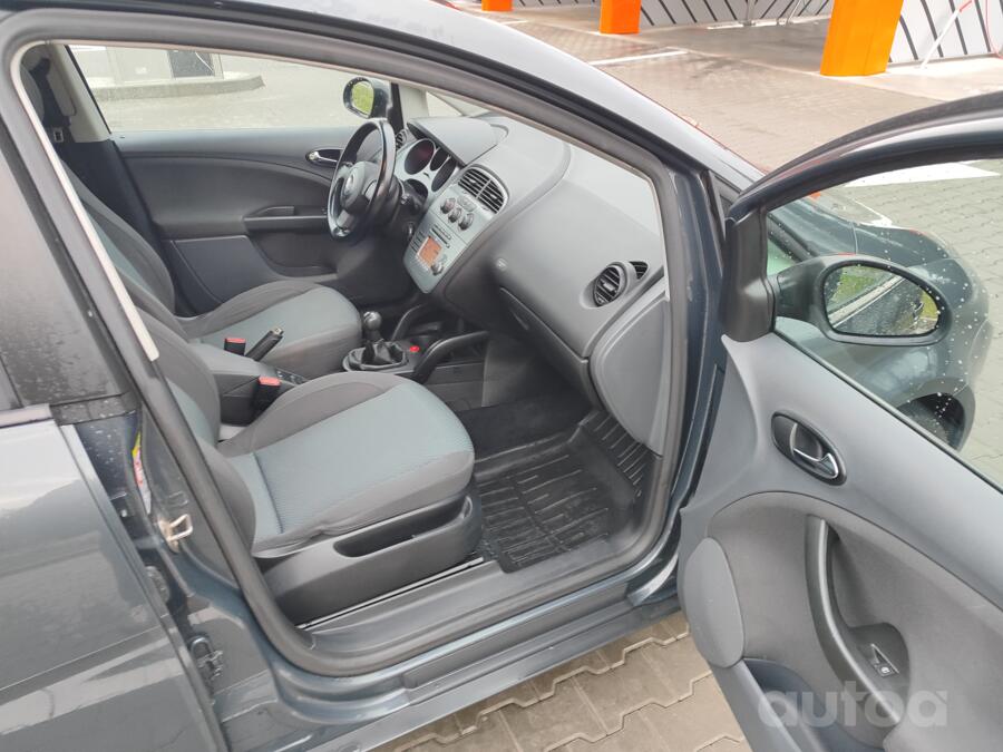 SEAT Toledo 3 generation Hatchback