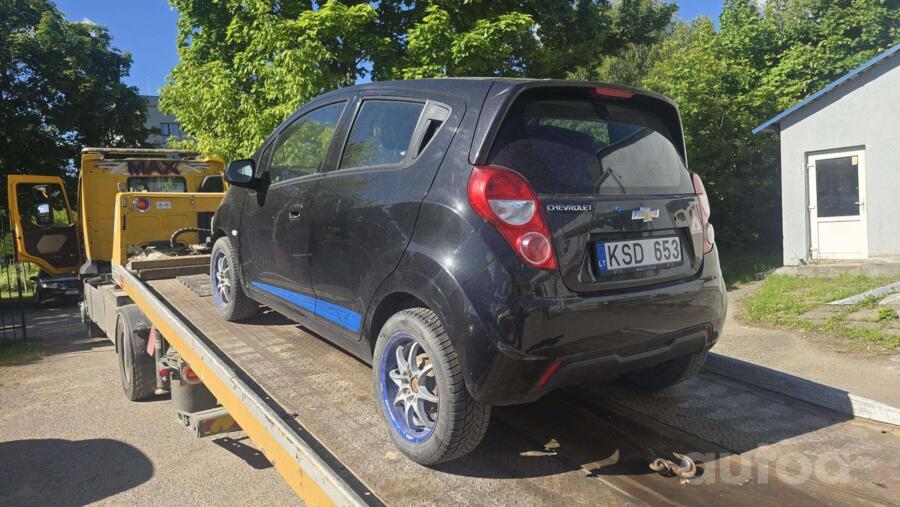 Chevrolet Spark M300 Hatchback