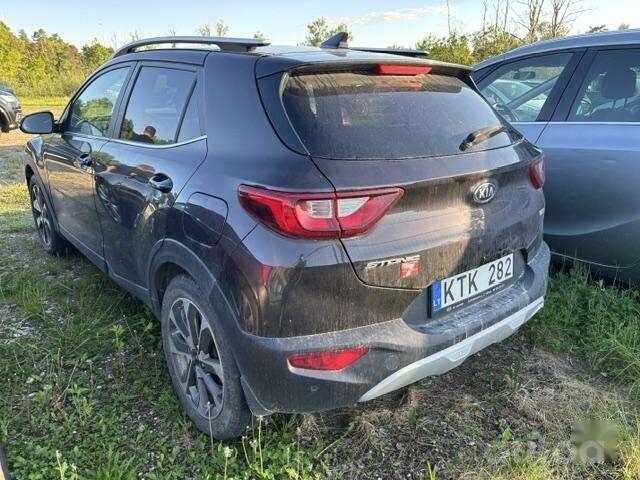 Kia Stonic 1 generation Crossover