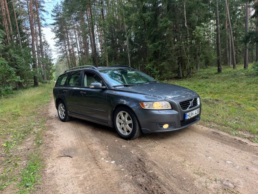 Volvo V50 1 generation [restyling]