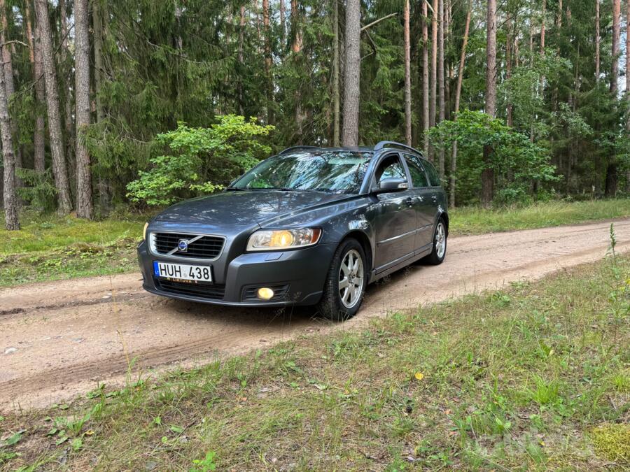 Volvo V50 1 generation [restyling]