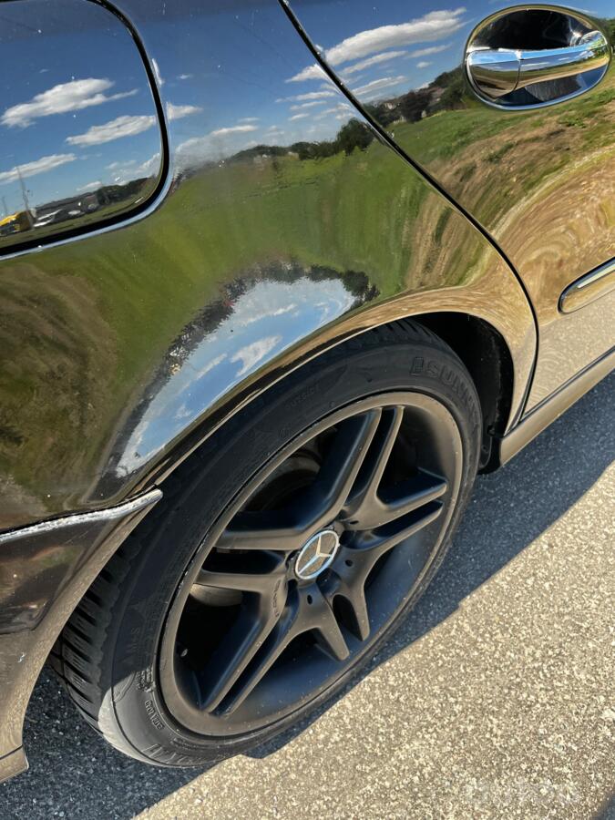 Mercedes-Benz E-Class W211 Sedan