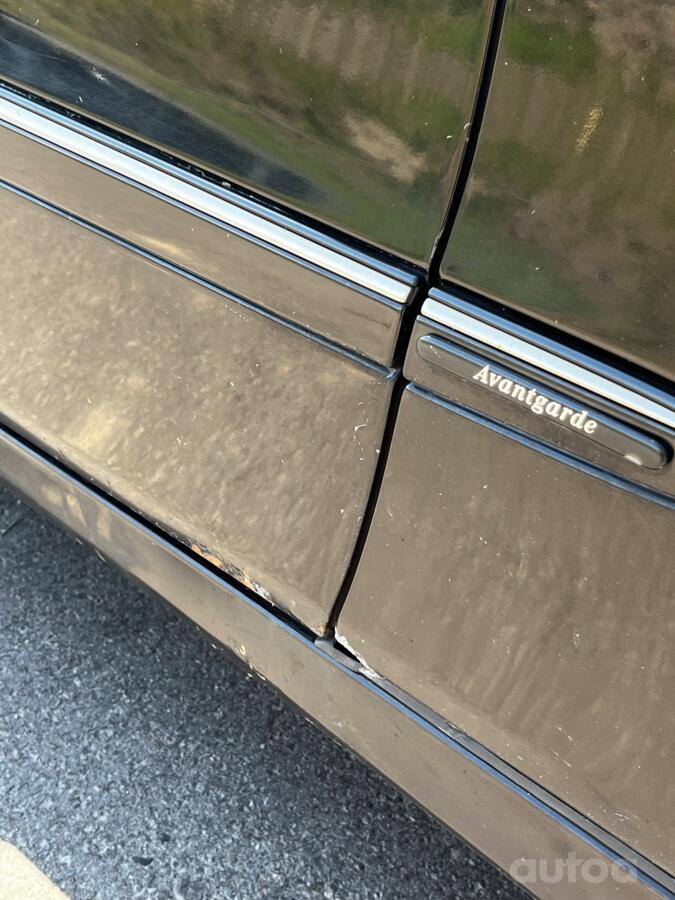 Mercedes-Benz E-Class W211 Sedan