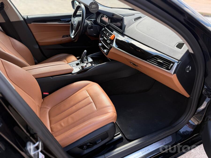 BMW 5 Series G30 Touring wagon