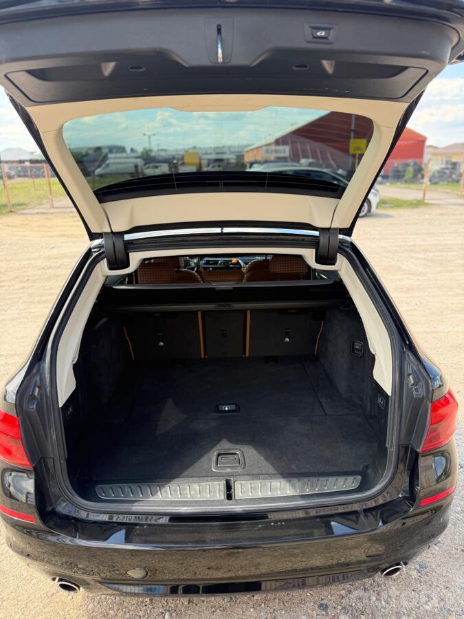 BMW 5 Series G30 Touring wagon
