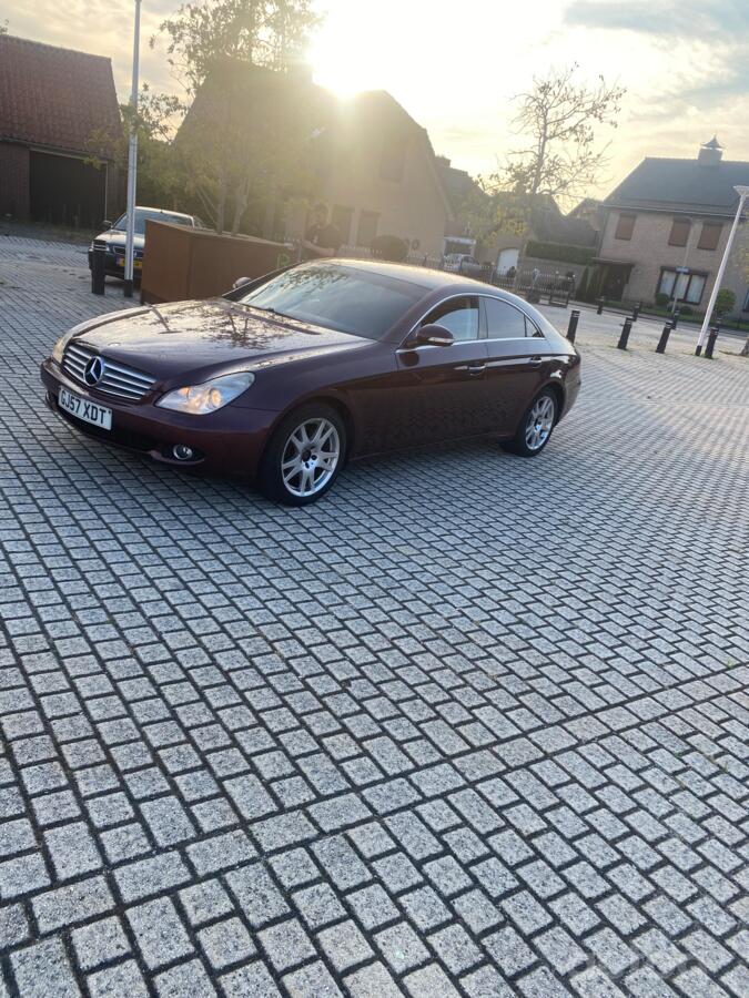 Mercedes-Benz CLS-Class C219 Sedan 4-doors