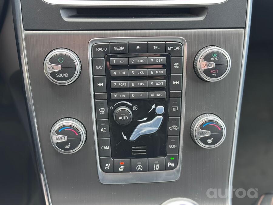 Volvo V60 Cross Country 1 generation wagon 5-doors