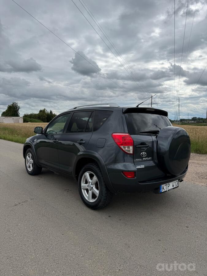 Toyota RAV4 3 generation Crossover