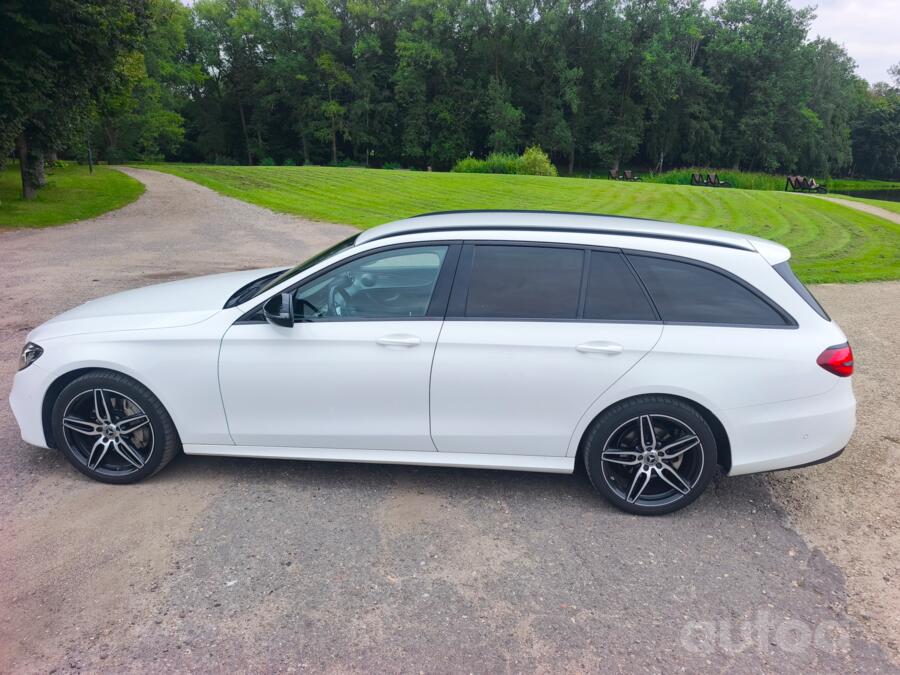 Mercedes-Benz E-Class E 220 wagon