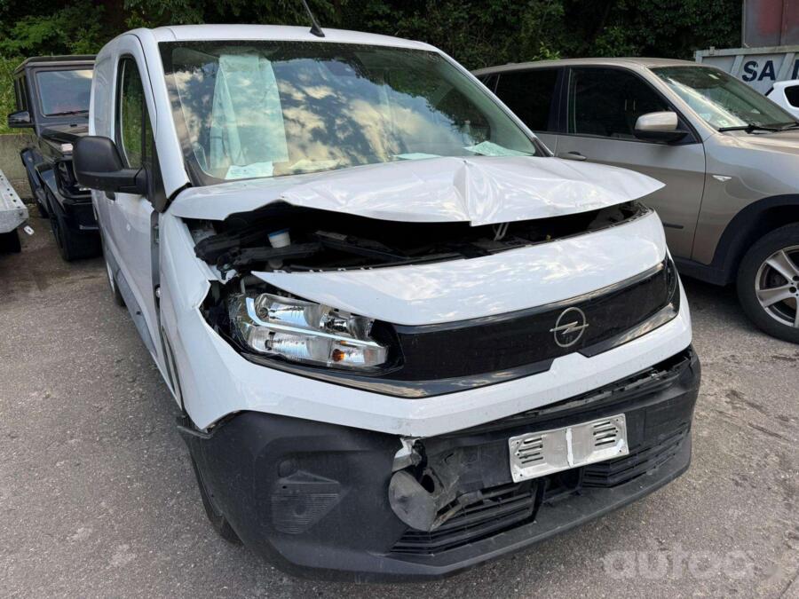 Opel Combo E