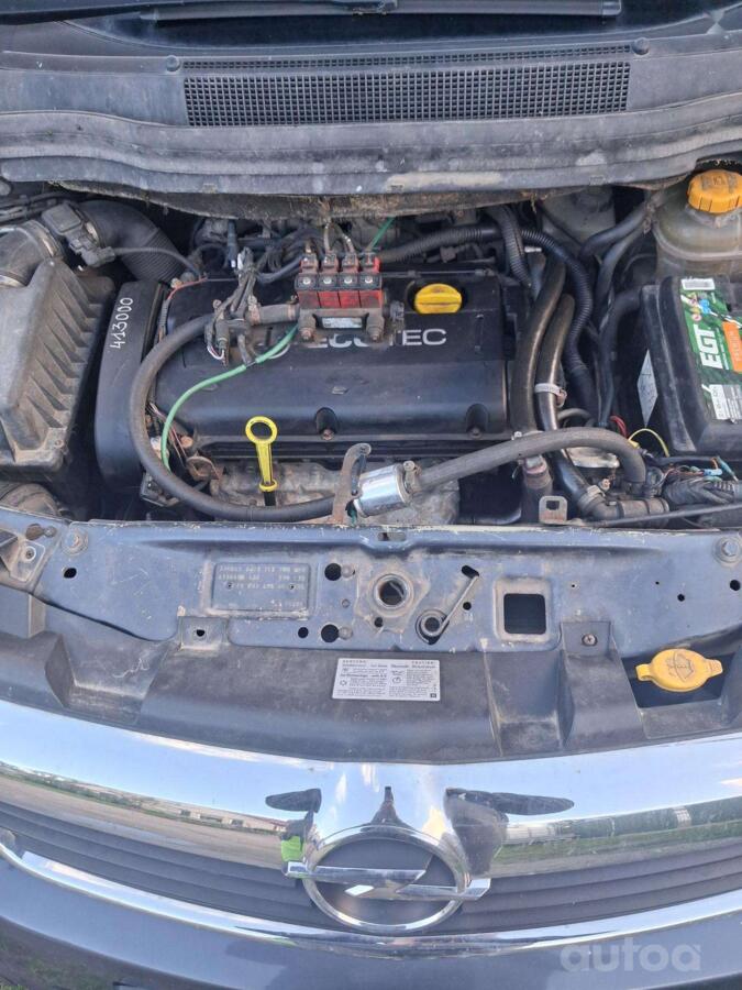 Opel Zafira B Minivan 5-doors