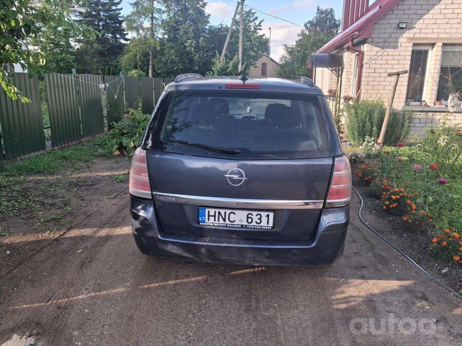 Opel Zafira B Minivan 5-doors