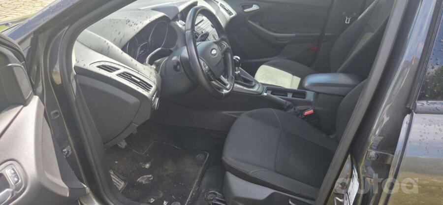 Ford Focus 3 generation [restyling] Hatchback 5-doors