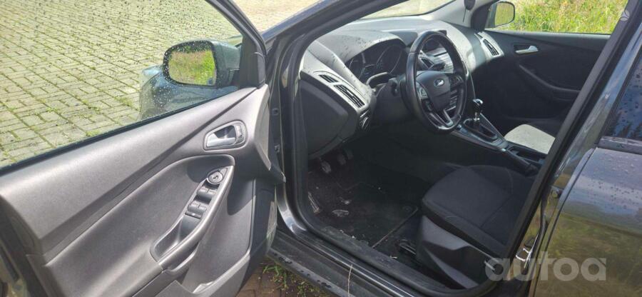 Ford Focus 3 generation [restyling] Hatchback 5-doors