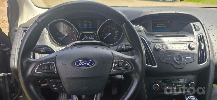 Ford Focus 3 generation [restyling] Hatchback 5-doors