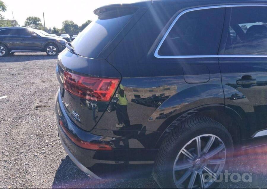 Audi Q7 4M Crossover