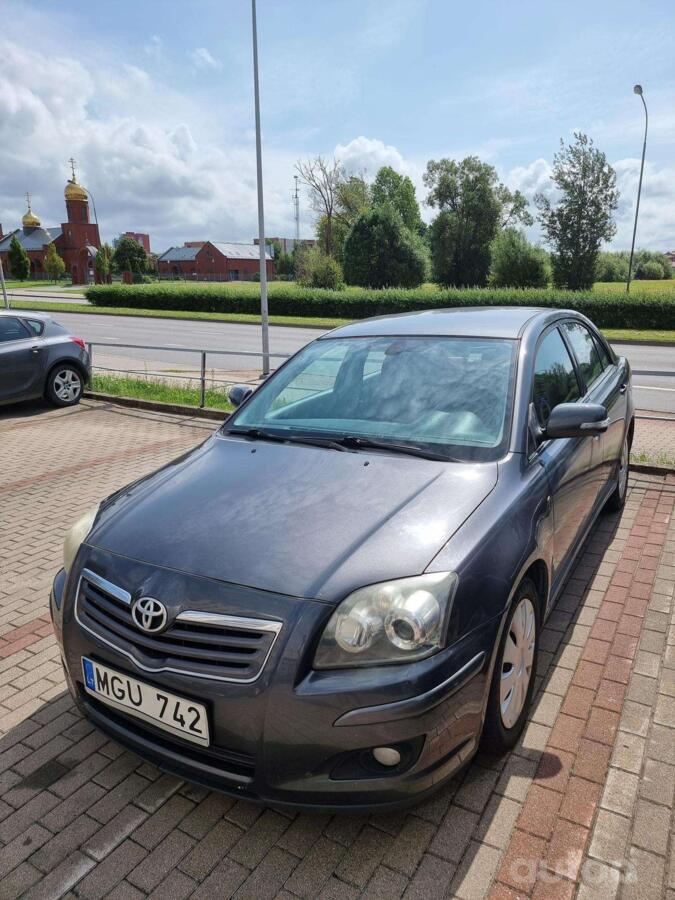 Toyota Avensis 2 generation [restyling] Sedan