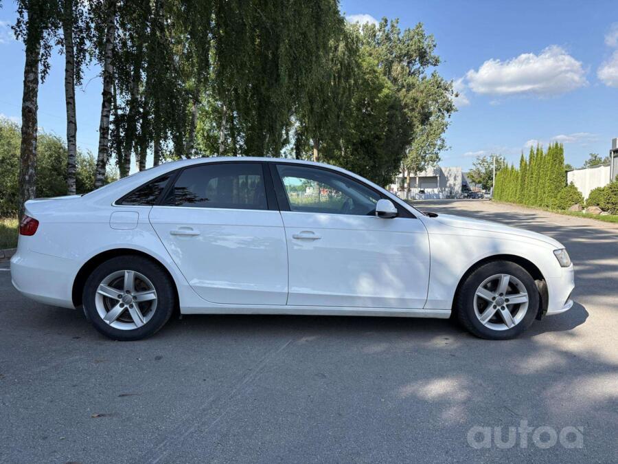 Audi A4 B8/8K [restyling] Sedan