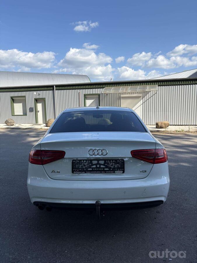 Audi A4 B8/8K [restyling] Sedan