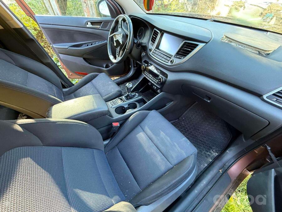 Hyundai Tucson 3 generation Crossover