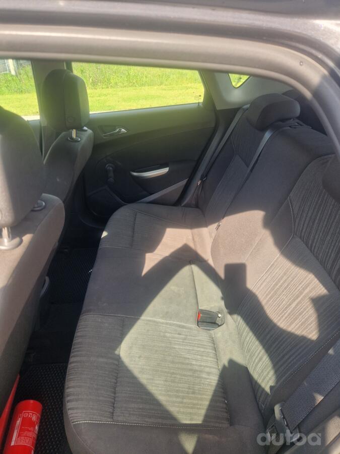 Opel Astra J [restyling] Hatchback 5-doors