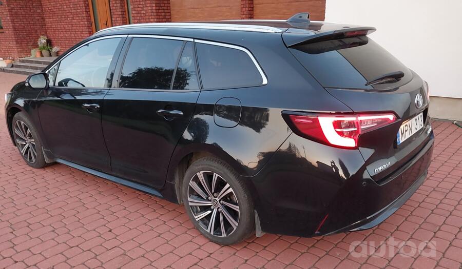 Toyota Corolla E210 wagon