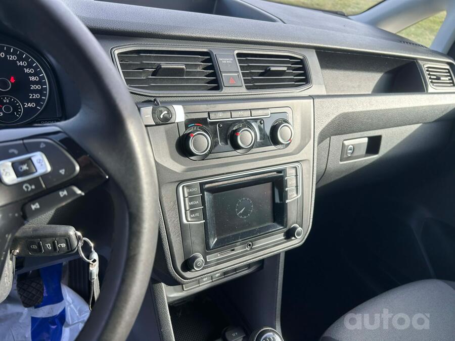 Volkswagen Caddy 4 generation Kombi minivan 4-doors