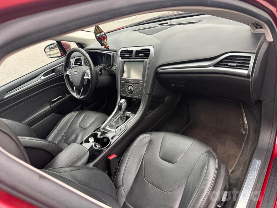 Ford Fusion Titanium