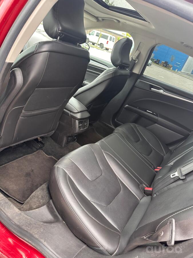 Ford Fusion Titanium