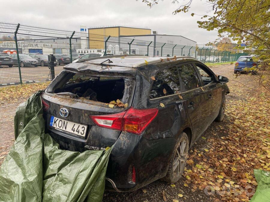 Toyota Auris 2 generation Touring Sports wagon 5-doors