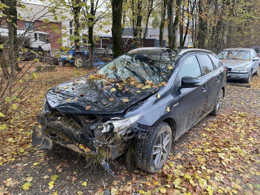 Toyota Auris 2 generation Touring Sports wagon 5-doors