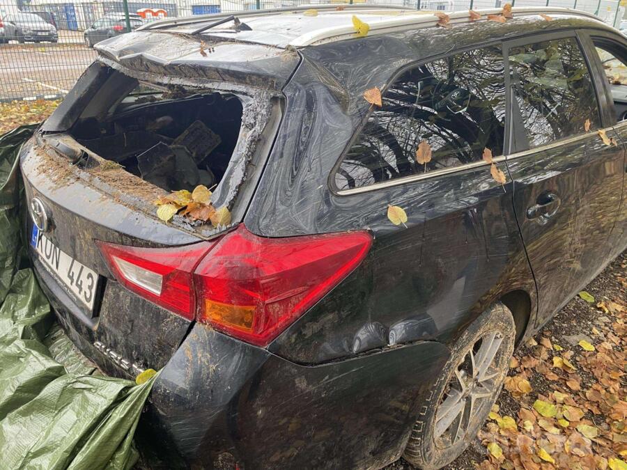 Toyota Auris 2 generation Touring Sports wagon 5-doors
