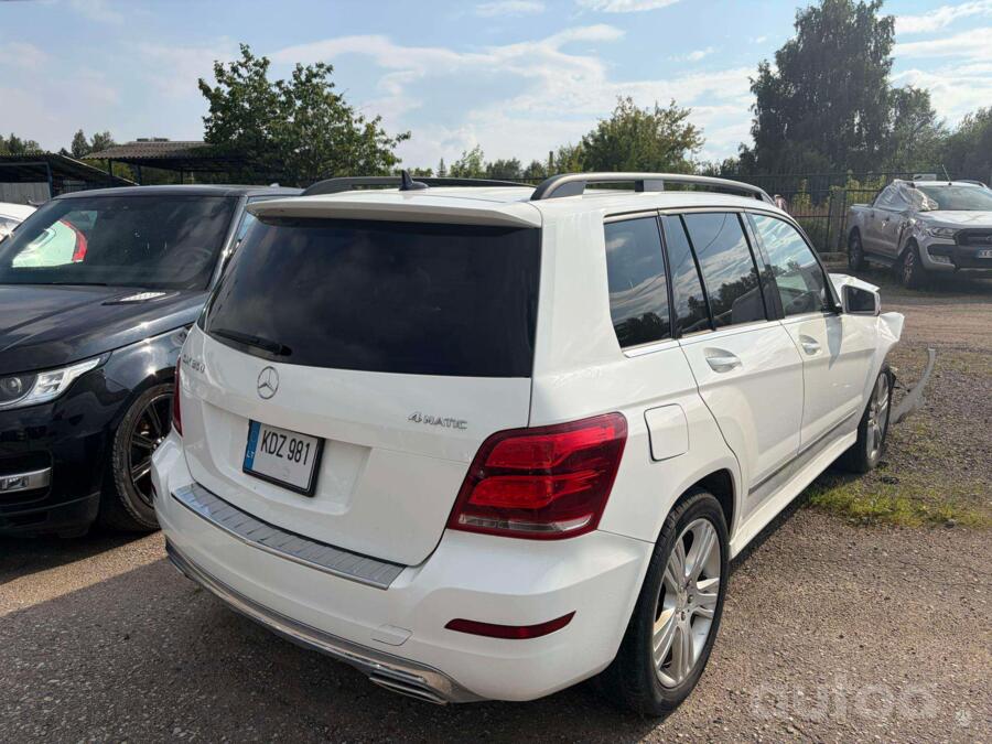 Mercedes-Benz GLK350