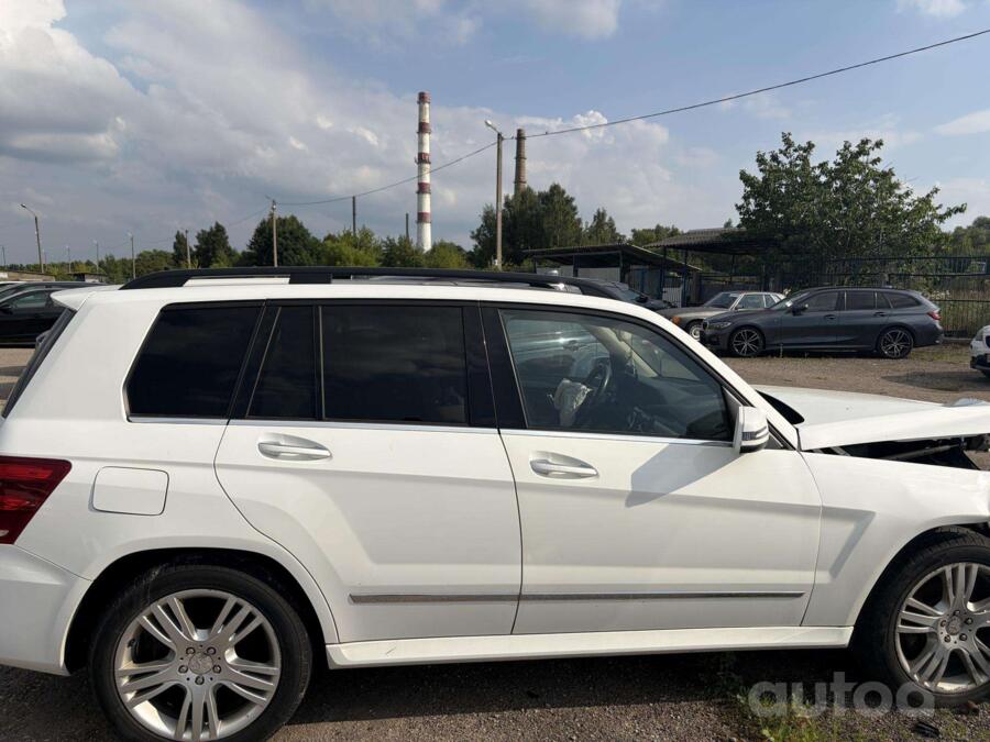 Mercedes-Benz GLK350