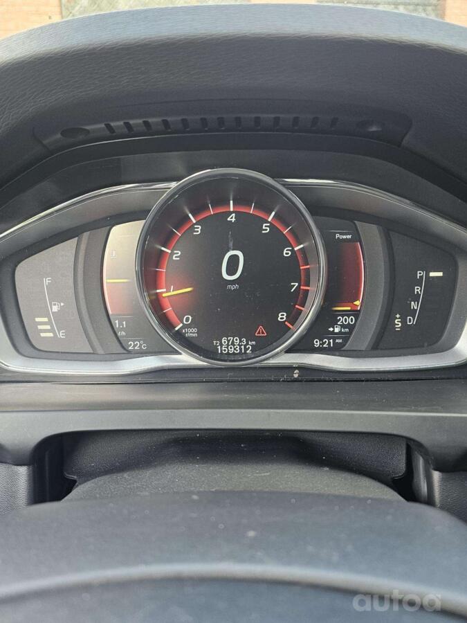 Volvo S60 2 generation [restyling] Sedan 4-doors