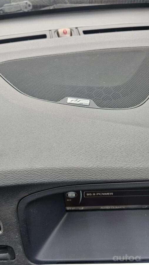 Volvo S60 2 generation [restyling] Sedan 4-doors
