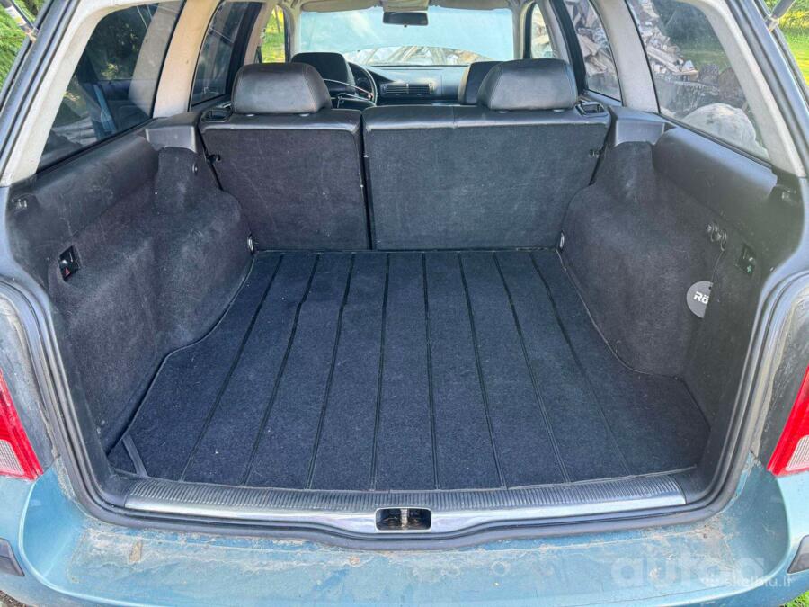 Volkswagen Passat B5 Sedan 4-doors