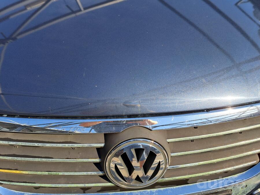 Volkswagen Passat B6 wagon 5-doors