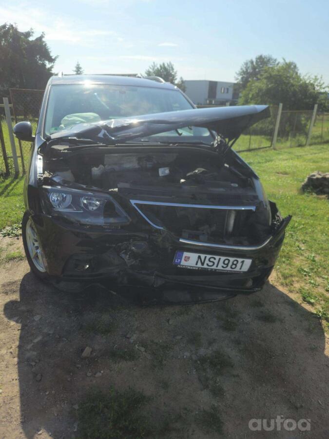 SEAT Alhambra 2 generation Minivan
