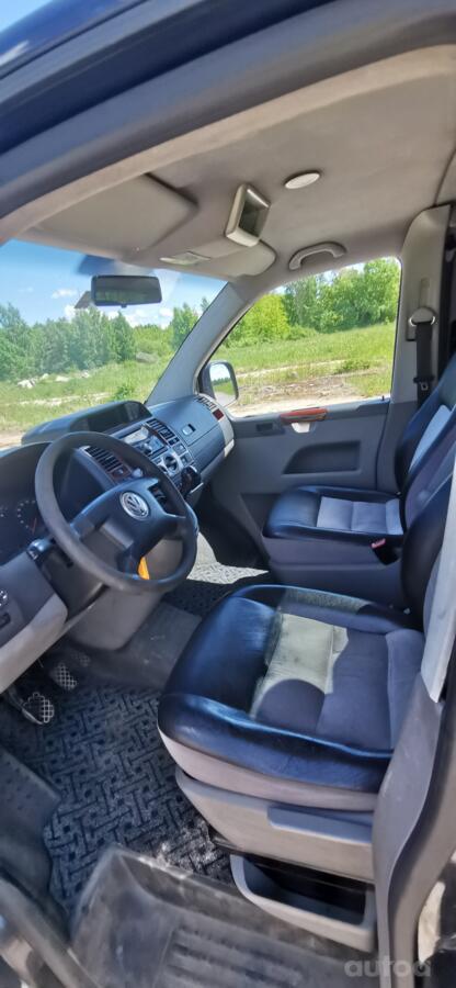 Volkswagen Transporter T5 Minivan 4-doors