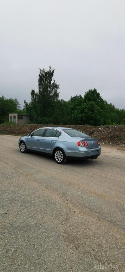 Volkswagen Passat B6 Sedan 4-doors