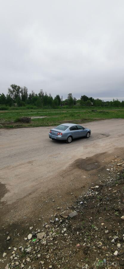 Volkswagen Passat B6 Sedan 4-doors