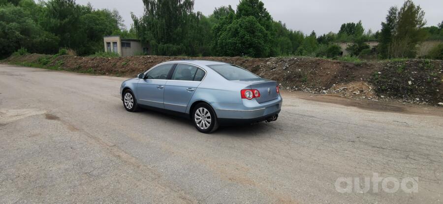 Volkswagen Passat B6 Sedan 4-doors