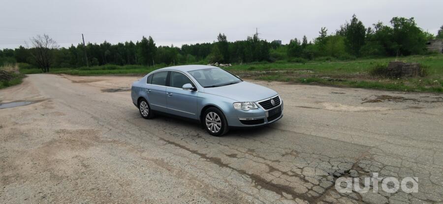 Volkswagen Passat B6 Sedan 4-doors