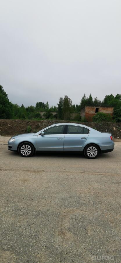 Volkswagen Passat B6 Sedan 4-doors