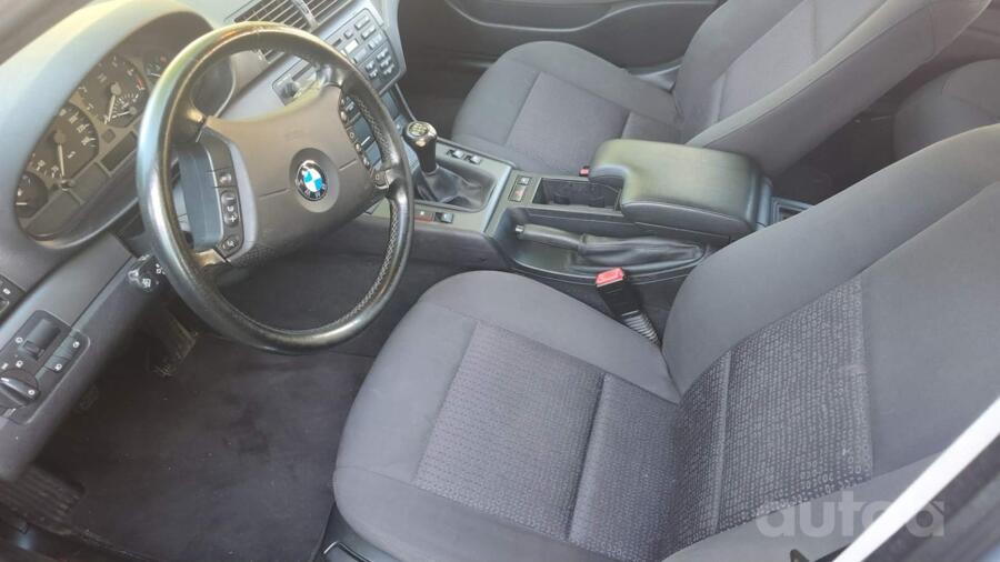 BMW 320 2013