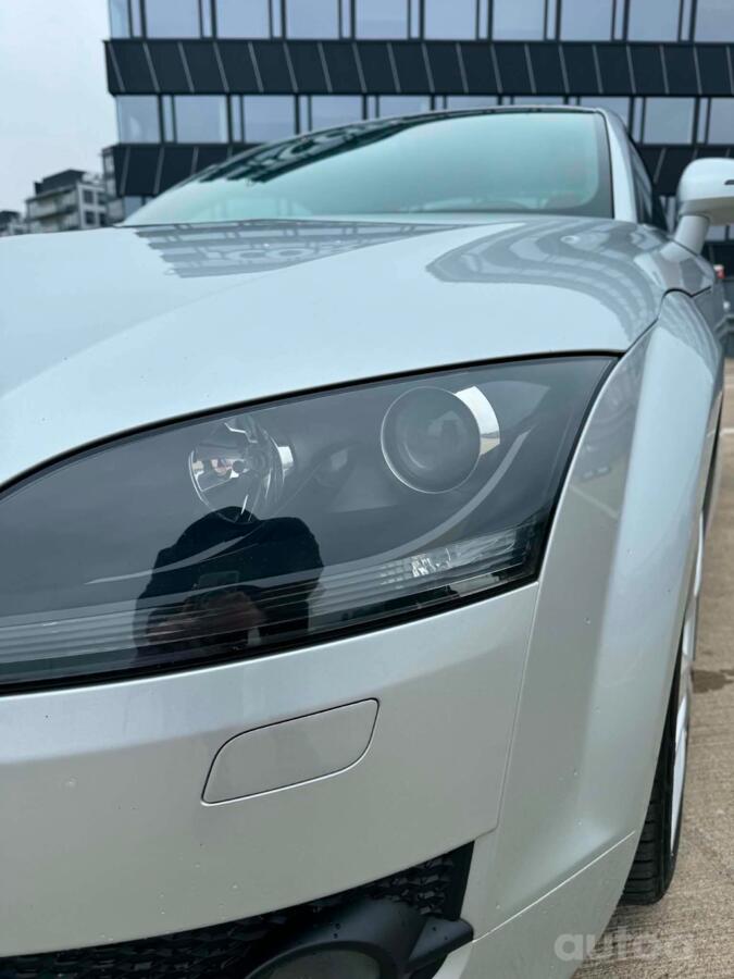 Audi TT 8J Coupe